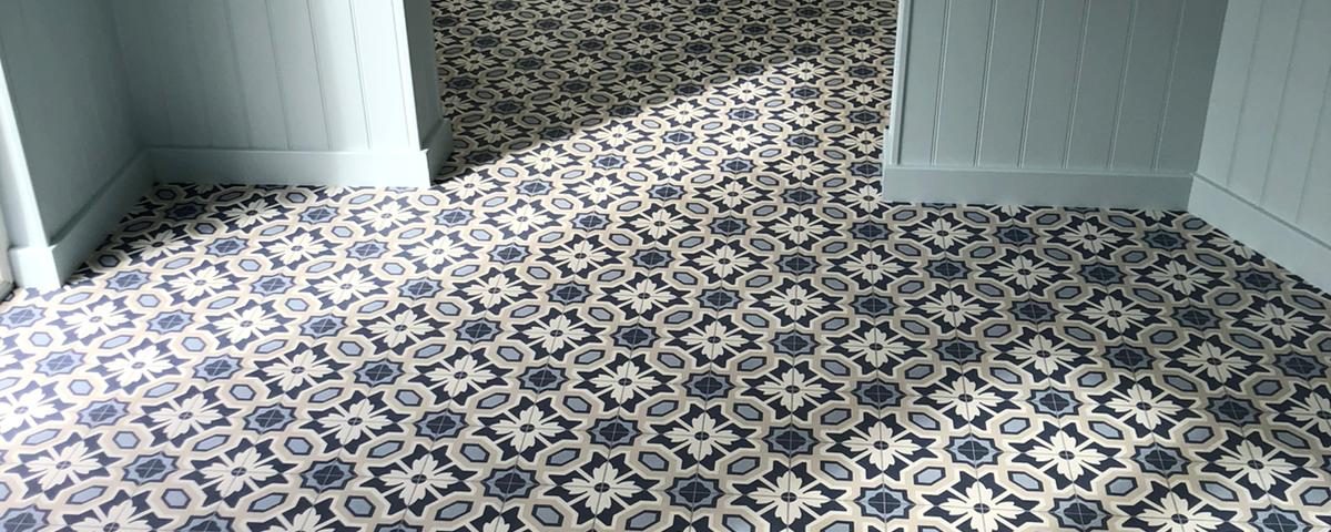 Patterned tile Flooring